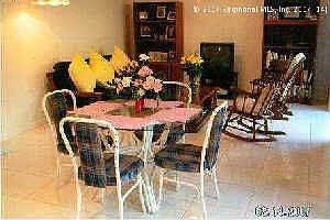 DINING AREA/LIVING ROOM AREA