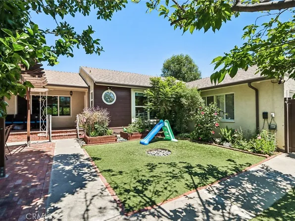 18937 Sylvan St, Reseda, CA 91335