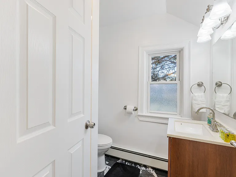 9 5th St #9C — Photo 12