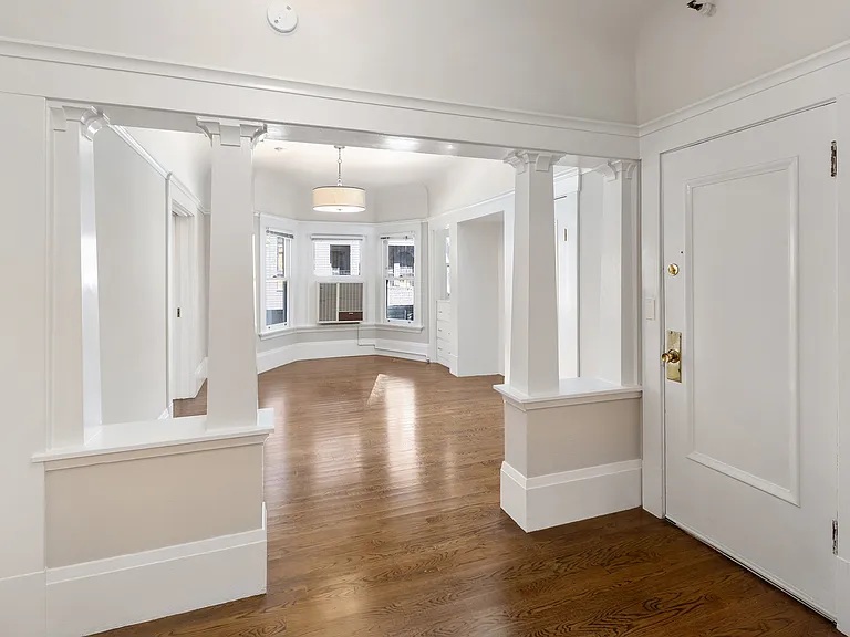 929 Pine Street — Photo 8