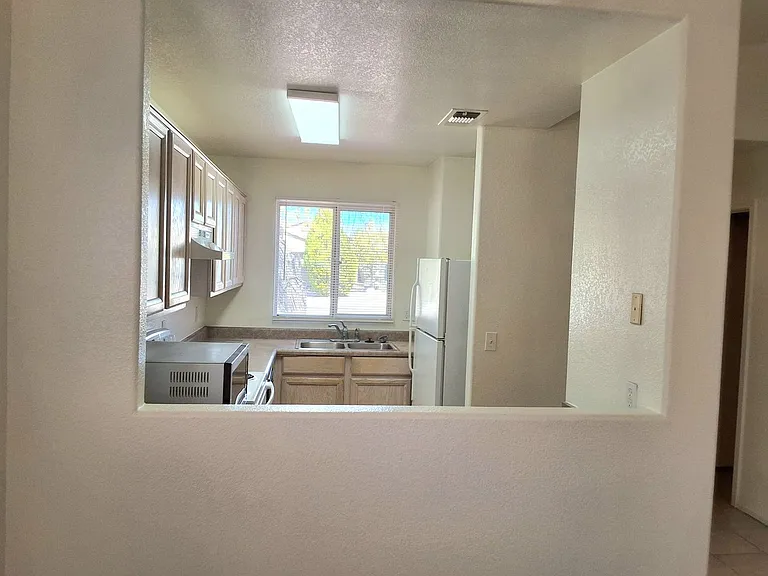 7384 E Cross Ridge Pl — Photo 4