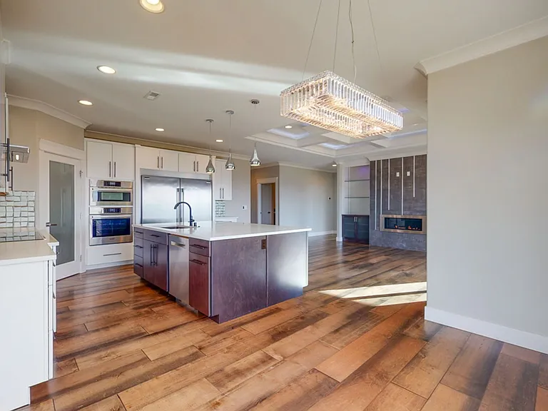 2607 Falcon Ln — Photo 5