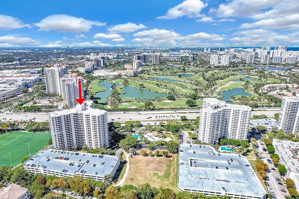 Parc Central Aventura Sou — Photo 3