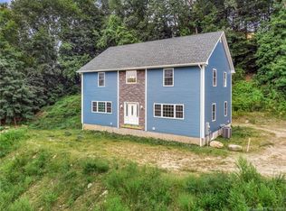 80 Stelmack Rd, Derby, CT 06418