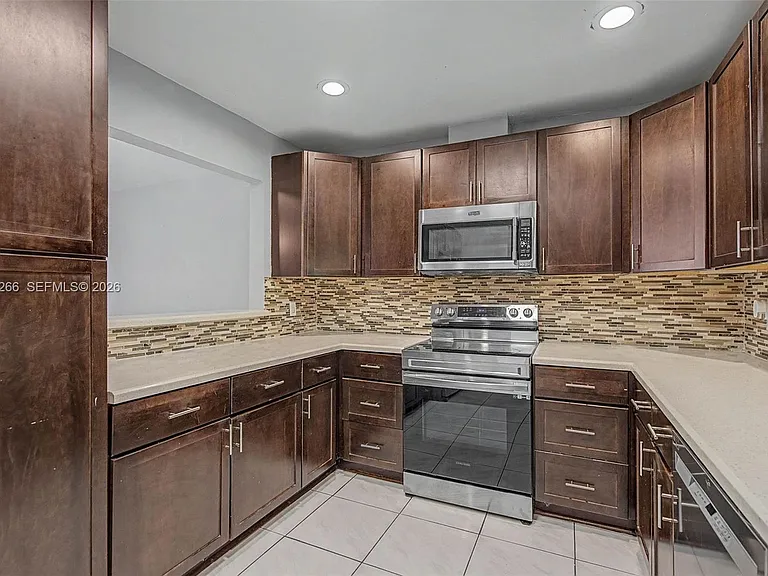 11860 SW 81st Rd — Photo 4