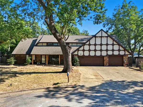 5213 E 100th Pl, Tulsa, OK 74137