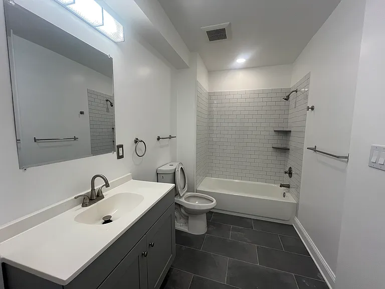 1406 Fairmount Ave #4 — Photo 13