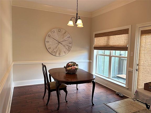5th image of 311 Magnolia Ave #54