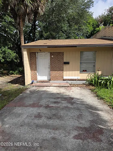 218 Spruce St Photo 1
