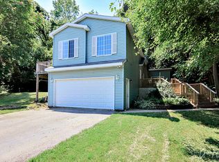 50 S Hickory Ave, Fox Lake, IL 60020