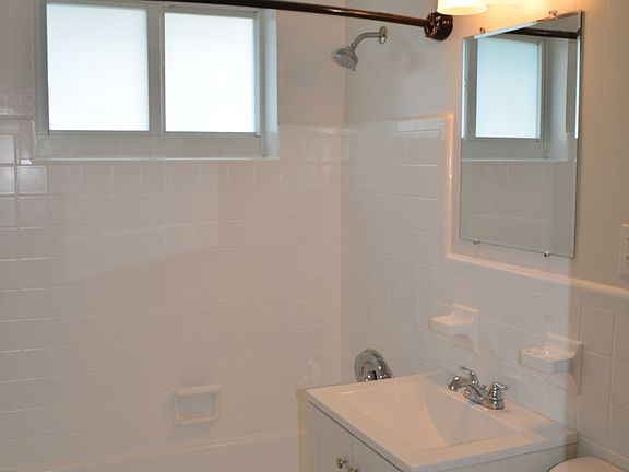 5th image of 12545 SW 84th Avenue Rd