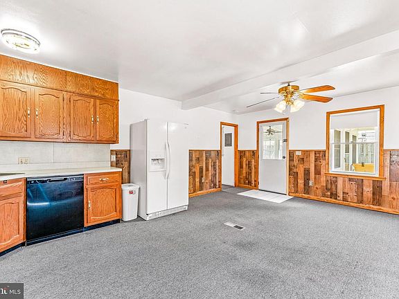 5th image of 1020 Genine Dr