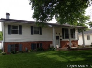 2201 Kaskaskia Dr, Springfield, IL 62702