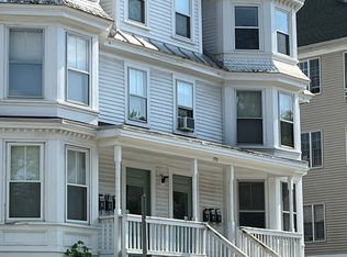 190 Washington St APT 5, Dover, NH 03820