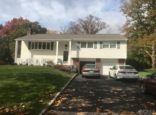 2325 Concord Rd, Scotch Plains, NJ 07076