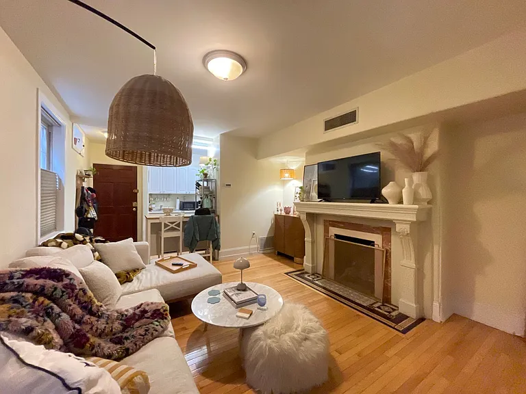 1734 Pine St. — Photo 7