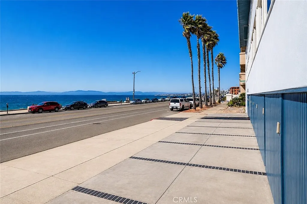 2 bed, 1000 sqft, $3,875 — Photo 2