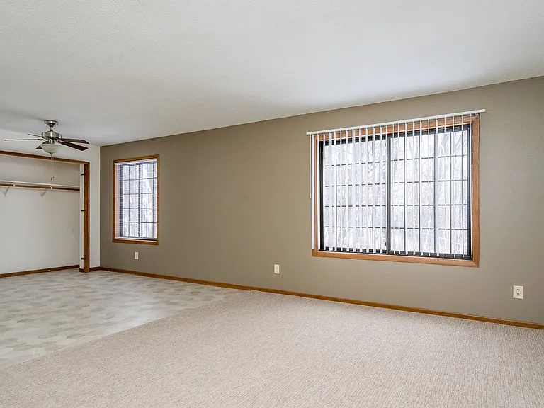 Woodcrest Townhomes — Photo 8
