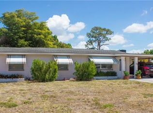 1252 Sabal Gardens Dr, North Fort Myers, FL 33903