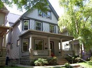 1909 E Webster Pl, Milwaukee, WI 53211