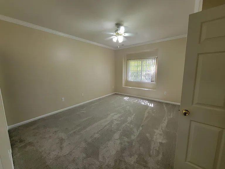 5631 Twin Oaks Dr — Photo 8