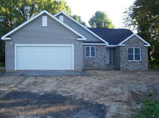 701 Tarrington Rd, Rochester, NY 14609