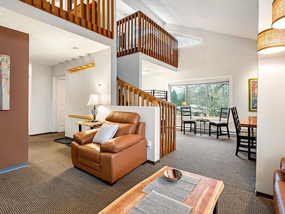 4th image of 2021 Karen Cres #320