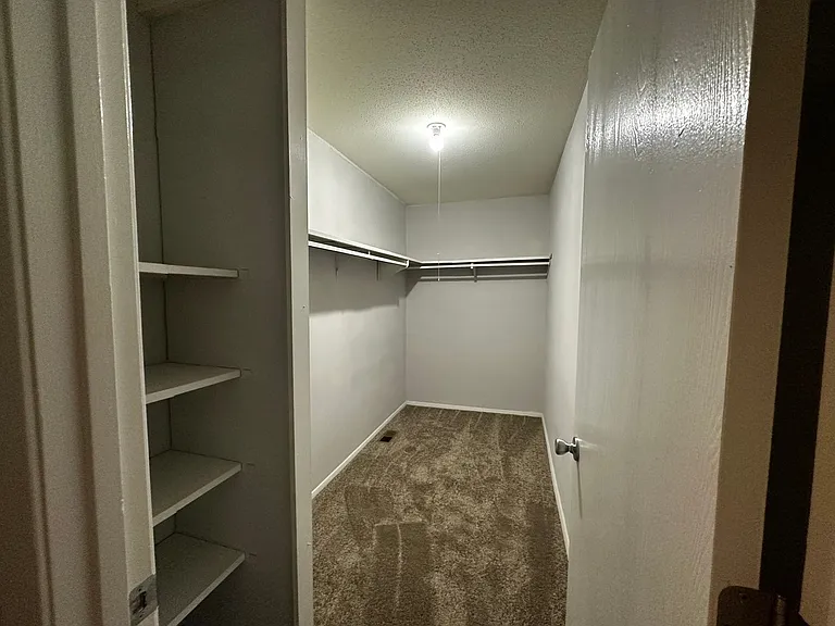 Coventry Court West Apartments — Photo 108