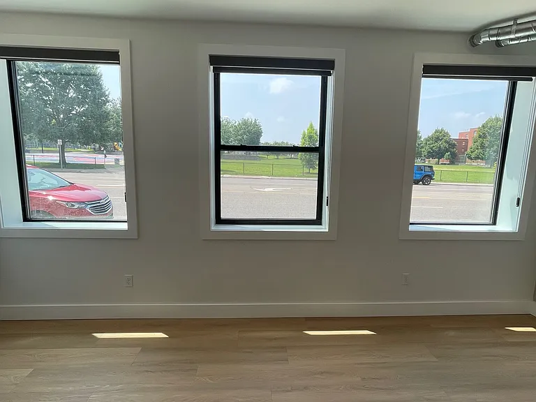 510 W Liberty St #2 — Photo 7