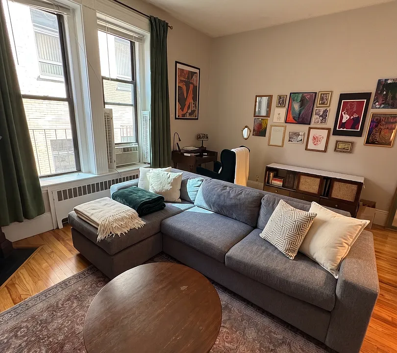 272 Dartmouth St #3F