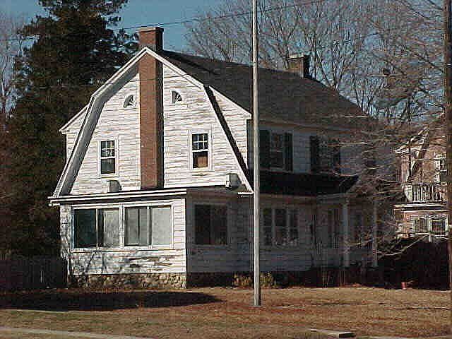 2nd image of 575 Montauk Ave