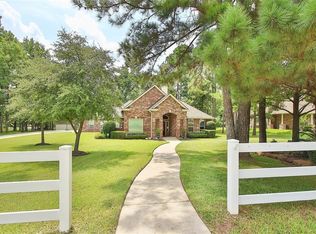 33127 Thousand Oaks Blvd, Magnolia, TX 77354