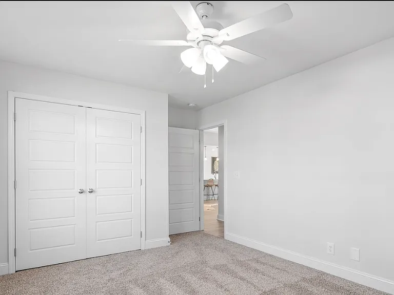 2118 Ireland Way — Photo 7