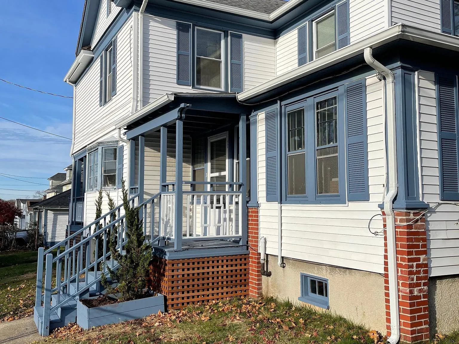 3 bed, 1.5 bath, 1814 sqft, $2,150 — Photo 2
