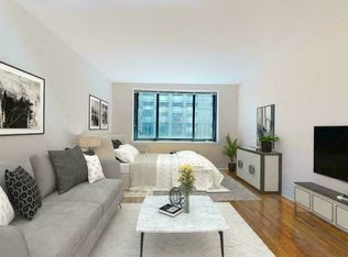 1661 York Ave APT 4G, New York, NY 10128