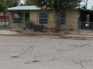 107 La Grande St, Del Rio, TX 78840