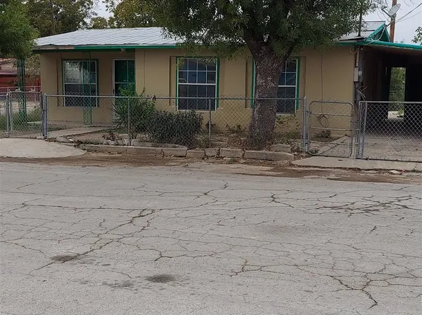 107 La Grande St, Del Rio, TX 78840