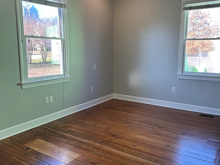 412 S Bloodworth St — Photo 8