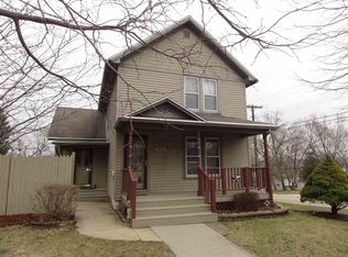 425 S Locust St, Janesville, WI 53546