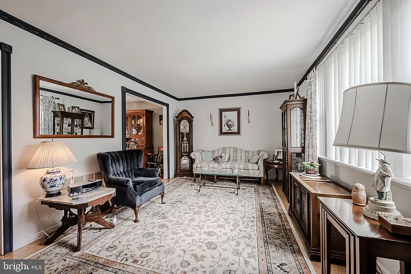 Thumbnail 13