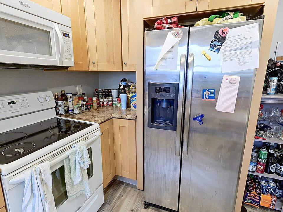 1st image of 226 Washington St #2