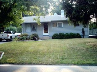 5210 Camp Meeting Rd, Center Valley, PA 18034