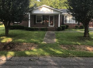 222 Wynette St, Laurens, SC 29360