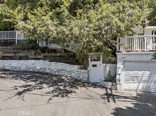7214 S Sycamore Trl, Los Angeles, CA 90068