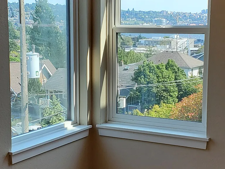 4111 Whitman Ave N #404 — Photo 7
