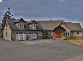 62944 Shriners Rd, Coos Bay, OR 97420