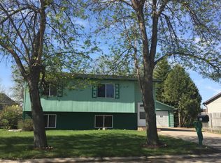 1501 Sunset Blvd, Minot, ND 58703