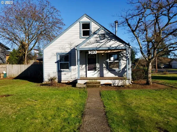 710 N 19th St, Cottage Grove, OR 97424