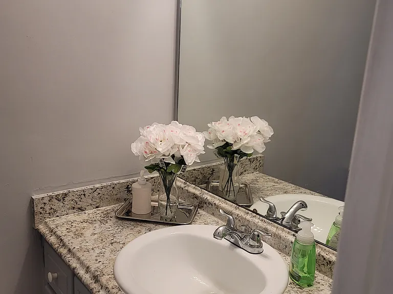 7000 Brentwood Ct #B — Photo 10