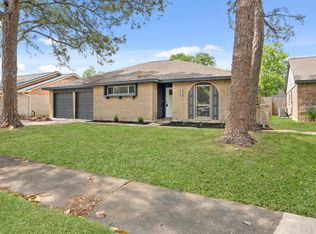 16114 Reseda Cir, Houston, TX 77062